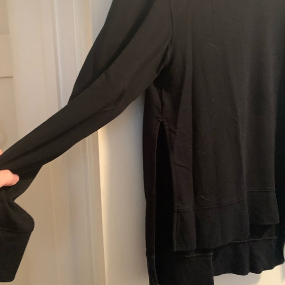 Sweatshirt - Picture 2 of 7